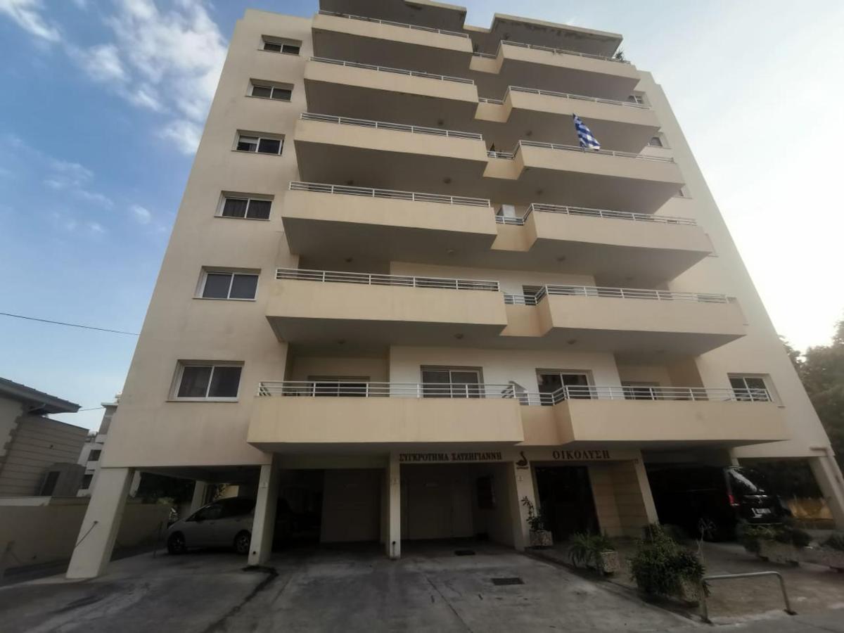 Sunny 2 Bedroom Larnaca Center Ngoại thất bức ảnh
