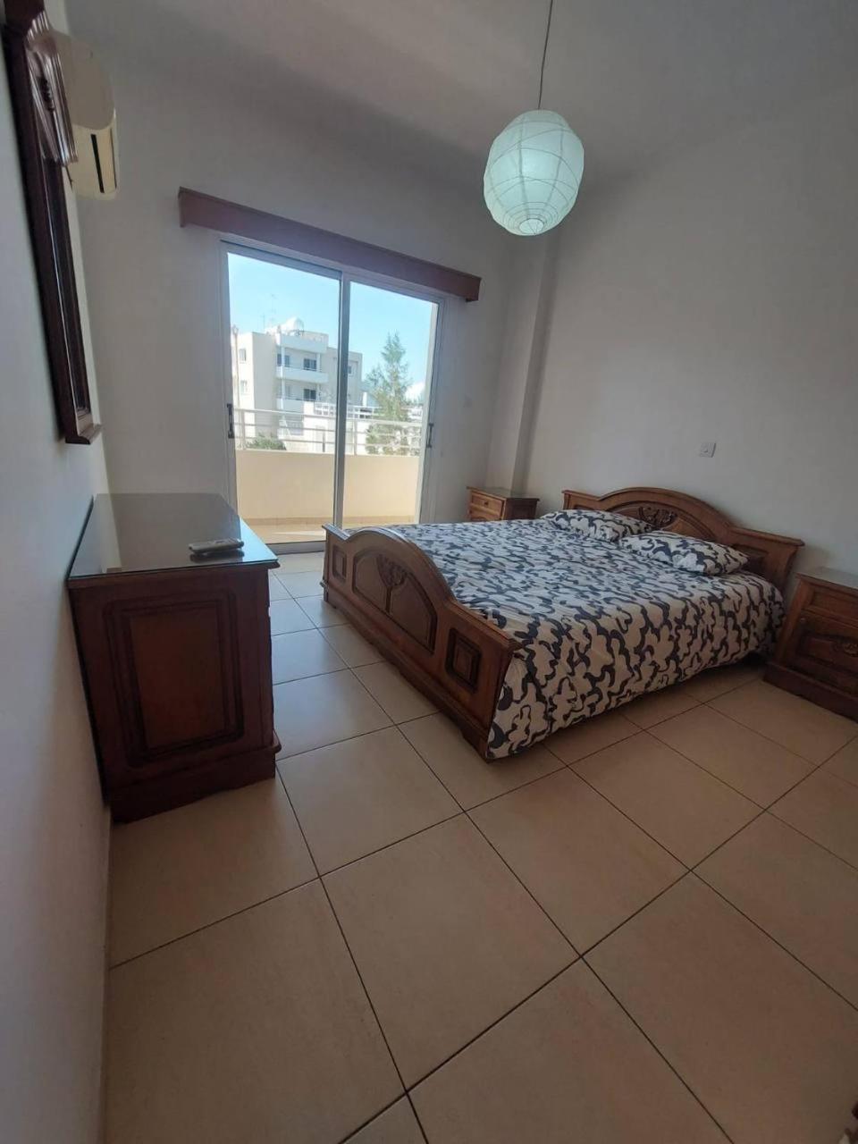 Sunny 2 Bedroom Larnaca Center Ngoại thất bức ảnh