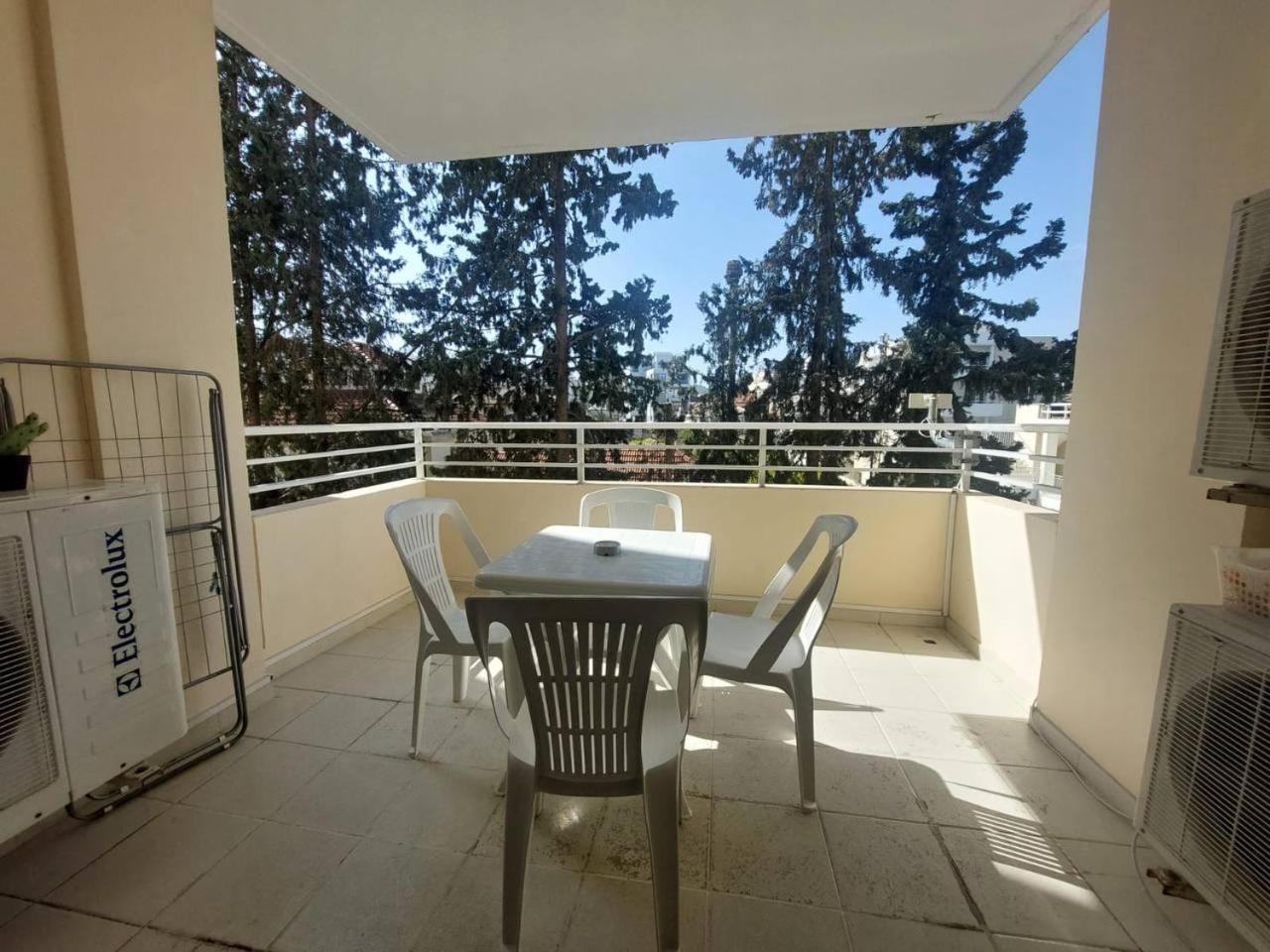 Sunny 2 Bedroom Larnaca Center Ngoại thất bức ảnh